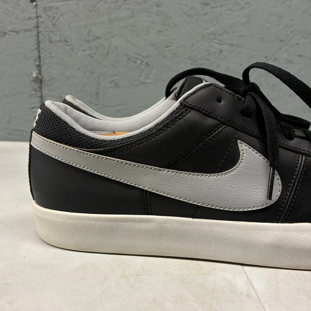 Nike Blazer Low Leather Sneakers Mens Size 11 Black White 631656-001 Casual